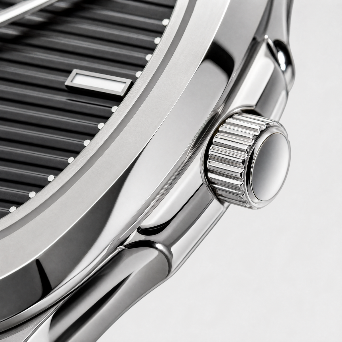 NAUTIQUE  MOONPHASE -  41mm
